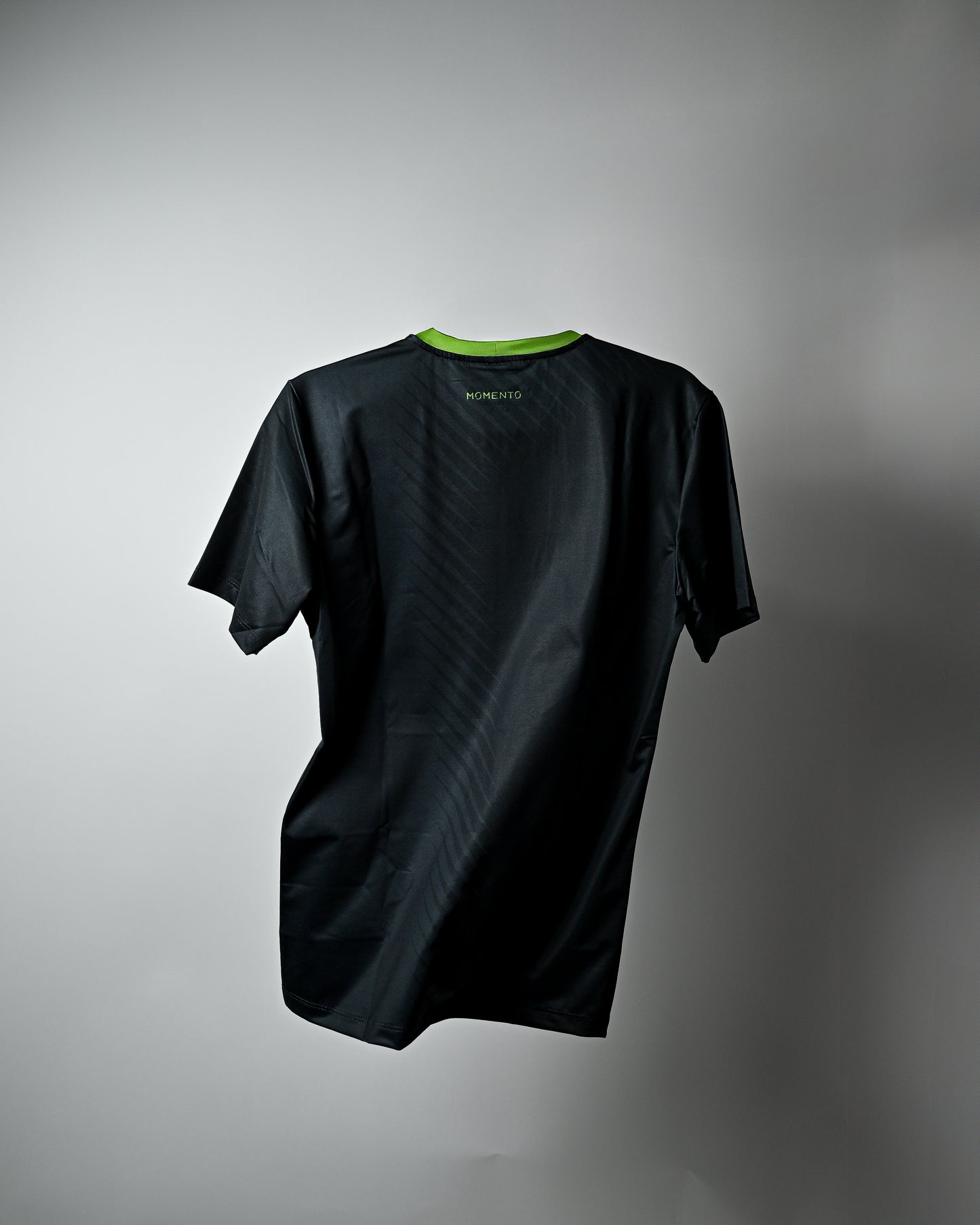Playera Momento Tenis Negra